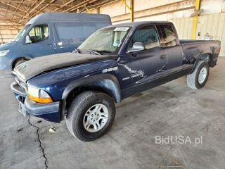 DODGE DAKOTA SPORT