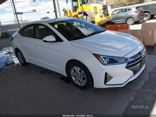 HYUNDAI HYUNDAI ELANTRA SE