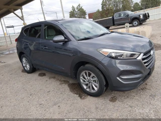 HYUNDAI HYUNDAI TUCSON SE