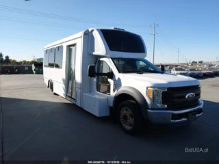 FORD FORD F-550 CHASSIS XL