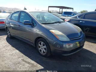 TOYOTA TOYOTA PRIUS