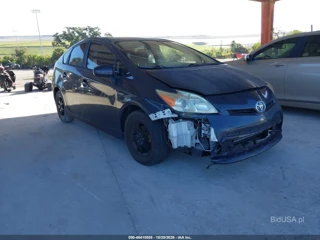 TOYOTA TOYOTA PRIUS TWO