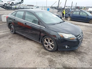 FORD FORD FOCUS TITANIUM