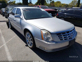 CADILLAC CADILLAC DTS STANDARD