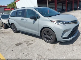 TOYOTA TOYOTA SIENNA XSE