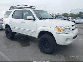 TOYOTA TOYOTA SEQUOIA SR5