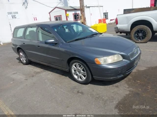 VOLVO VOLVO V70 2.4