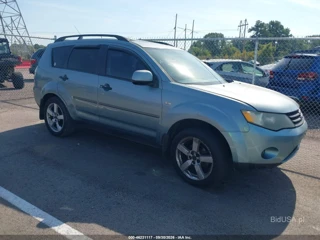 MITSUBISHI MITSUBISHI OUTLANDER XLS