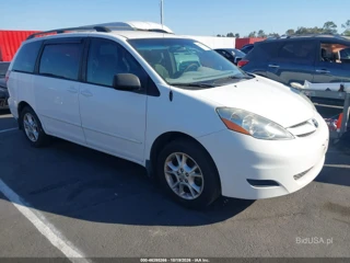 TOYOTA TOYOTA SIENNA LE