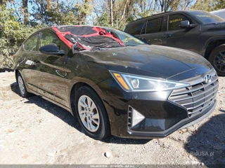 HYUNDAI HYUNDAI ELANTRA SE