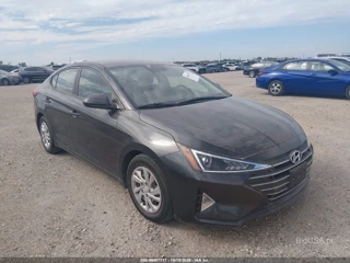 HYUNDAI HYUNDAI ELANTRA SE