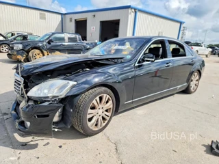 MERCEDES-BENZ S 550