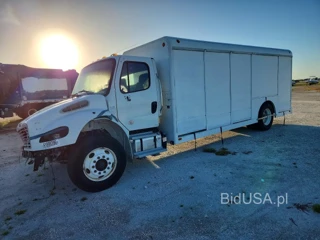 FREIGHTLINER M2