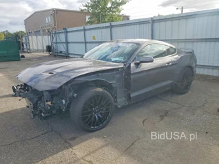 FORD MUSTANG GT