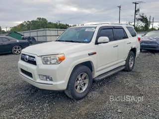 TOYOTA 4RUNNER SR5