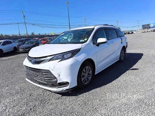 TOYOTA SIENNA LE