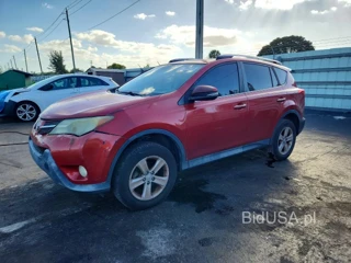 TOYOTA RAV4 XLE