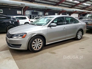VOLKSWAGEN PASSAT S