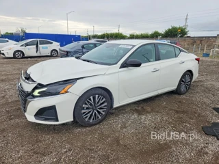 NISSAN ALTIMA SV