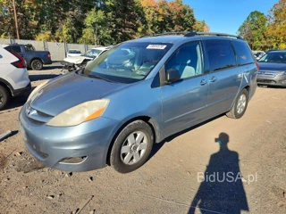 TOYOTA SIENNA CE 8-PASSENGER