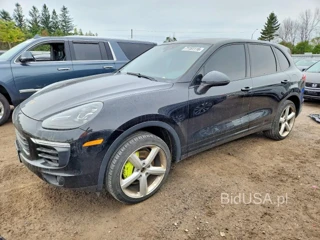 PORSCHE CAYENNE SE HYBRID