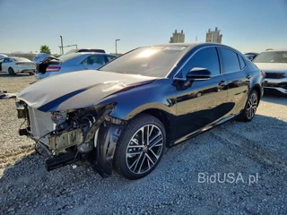 TOYOTA CAMRY XLE