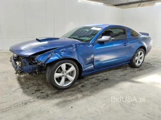 FORD MUSTANG GT