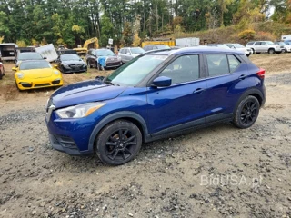 NISSAN KICKS SV