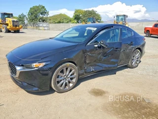 MAZDA 3 PREFERRED