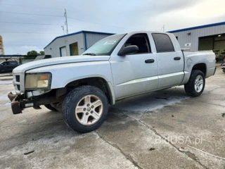 DODGE DAKOTA SLT