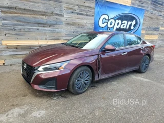 NISSAN ALTIMA SV