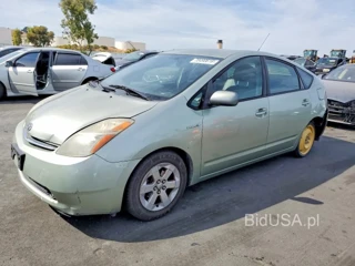 TOYOTA PRIUS BASE