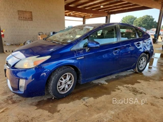 TOYOTA PRIUS THREE