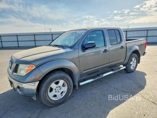 NISSAN FRONTIER SE