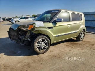 KIA SOUL +