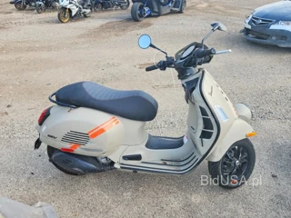 VESPA GTS/SEI GIORNI 300