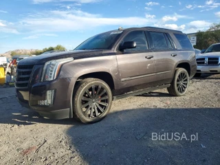 CADILLAC ESCALADE PREMIUM