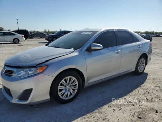 TOYOTA CAMRY L