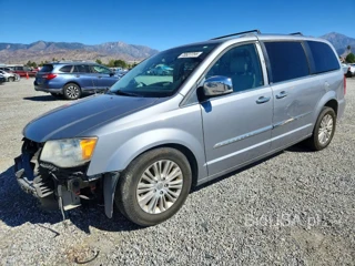 CHRYSLER TOWN & COUNTRY LIMITED