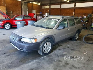 VOLVO V70 XC