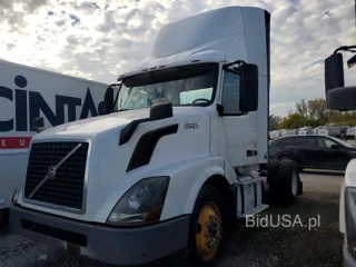 VOLVO VNL