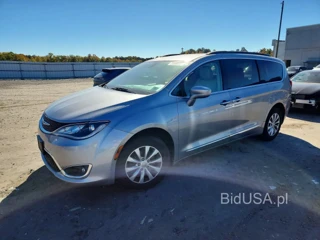 CHRYSLER PACIFICA TOURING L