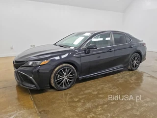 TOYOTA CAMRY SE