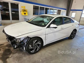 HYUNDAI ELANTRA LIMITED