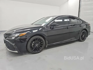 TOYOTA CAMRY XSE