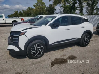 NISSAN KICKS SV