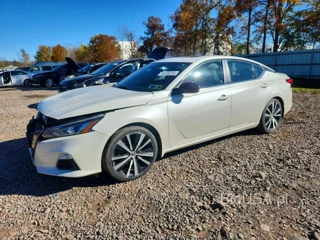 NISSAN ALTIMA SR