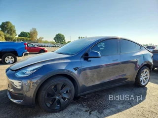 TESLA MODEL  Y