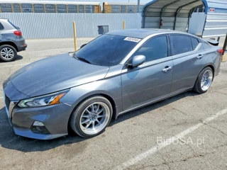 NISSAN ALTIMA PLATINUM