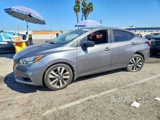 NISSAN VERSA SR